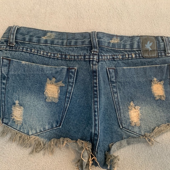 One Teaspoon Denim cutoffs - Picture 2 of 2